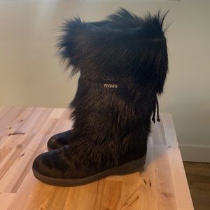Black Tecnica winter boots
